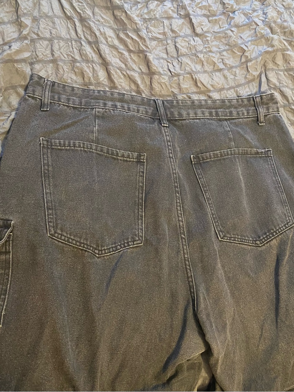 Black Cider Wide-Leg Cargo Utility Pants - Picture 7 of 7